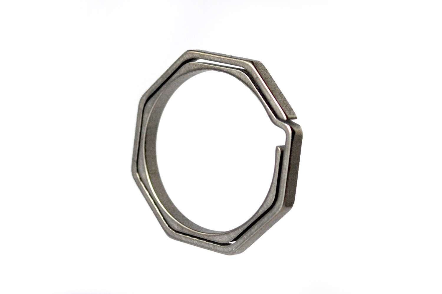 Титановое заводное кольцо Октогон 20 мм [USTI057]